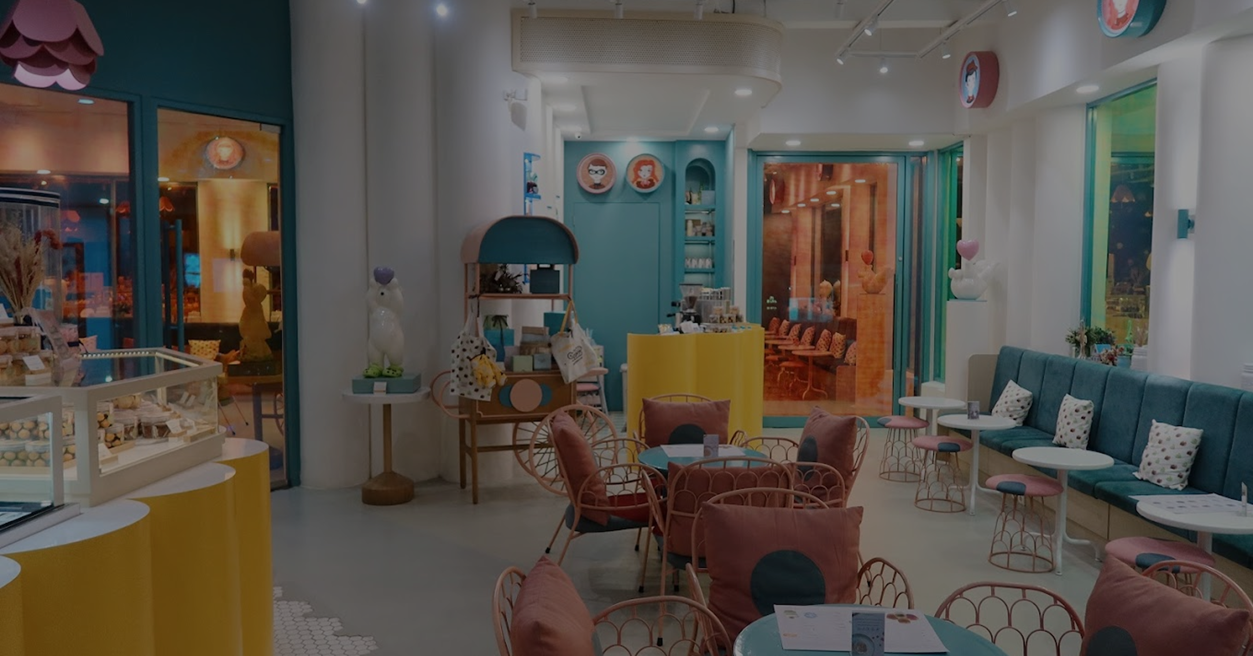 Serving up a slice of happiness, right on cue!